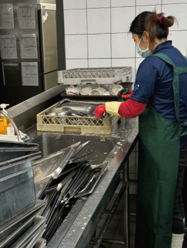 煙罩與外揚清潔：夜間施工與安全注意事項